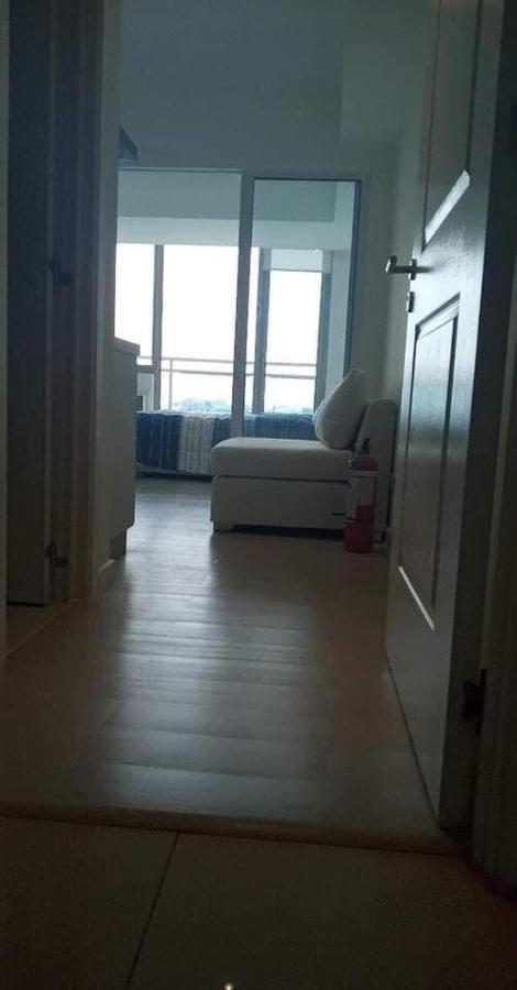 Azure Urban Resort - Paranaque Manila Near Terminal Unlimited Wifi And Netflix Exterior photo