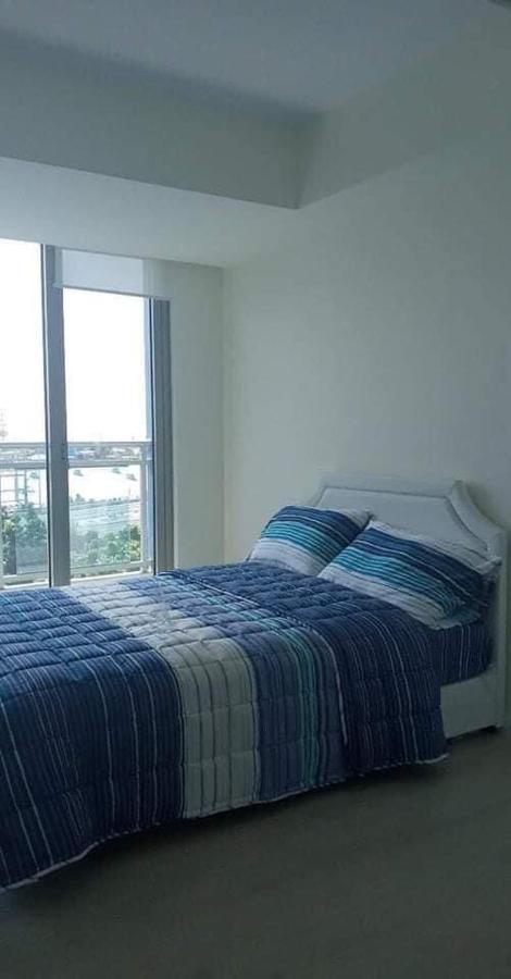 Azure Urban Resort - Paranaque Manila Near Terminal Unlimited Wifi And Netflix Exterior photo